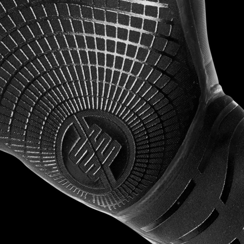 details-gloves-sealed-seams.jpg